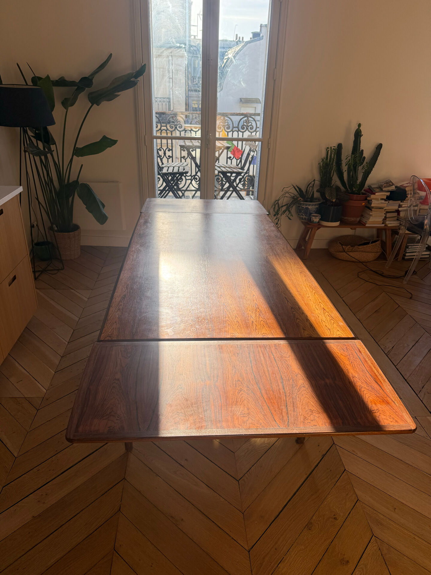 Danish vintage dining table – Scandinavian design – Extendable 240 cm