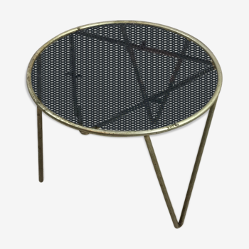Perforated door-plant stool