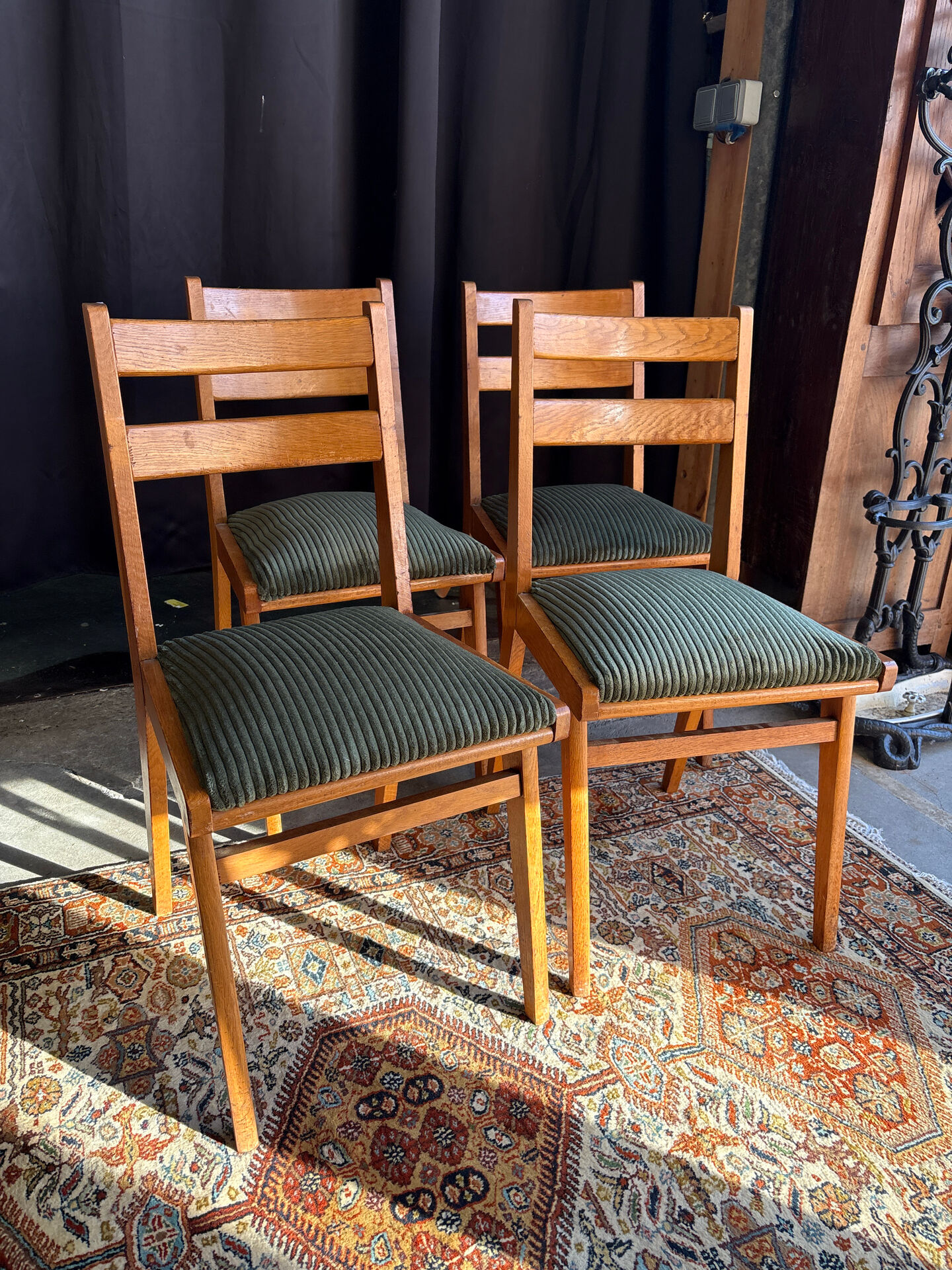 Set of 4 vintage chairs in wood and corduroy – 1950s/60s