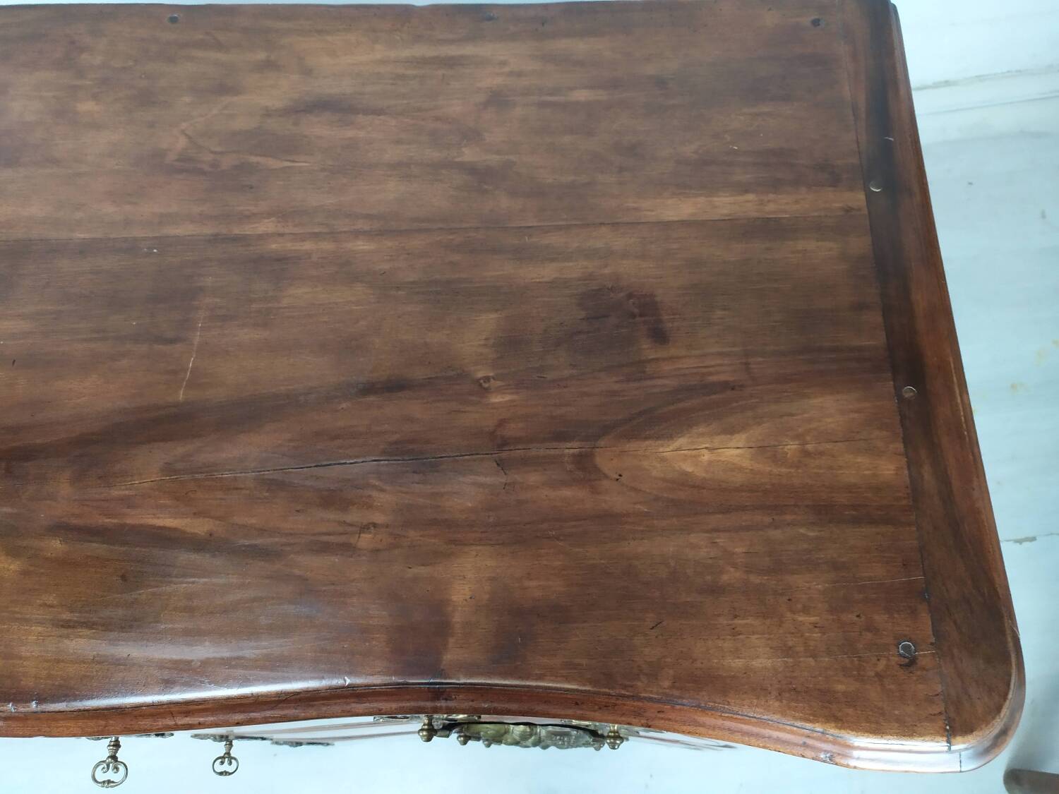 Commode lyonnaise noyer