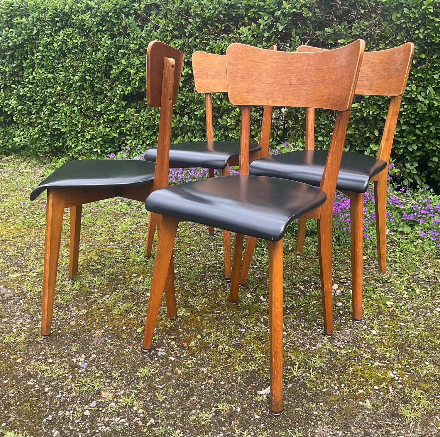 Series of 4 vintage chairs from the 50s and 60s