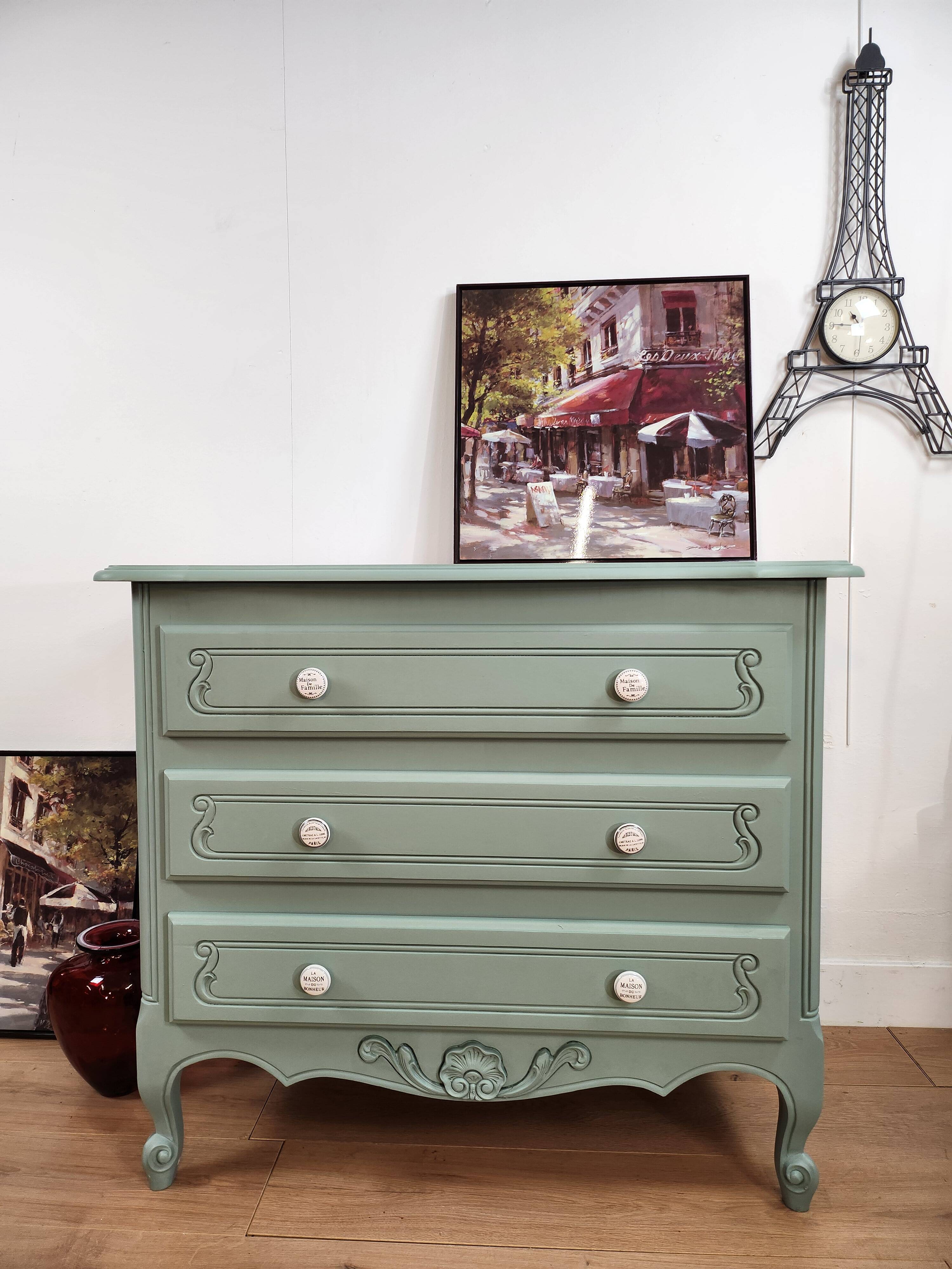 Chest of drawers with 3 drawers