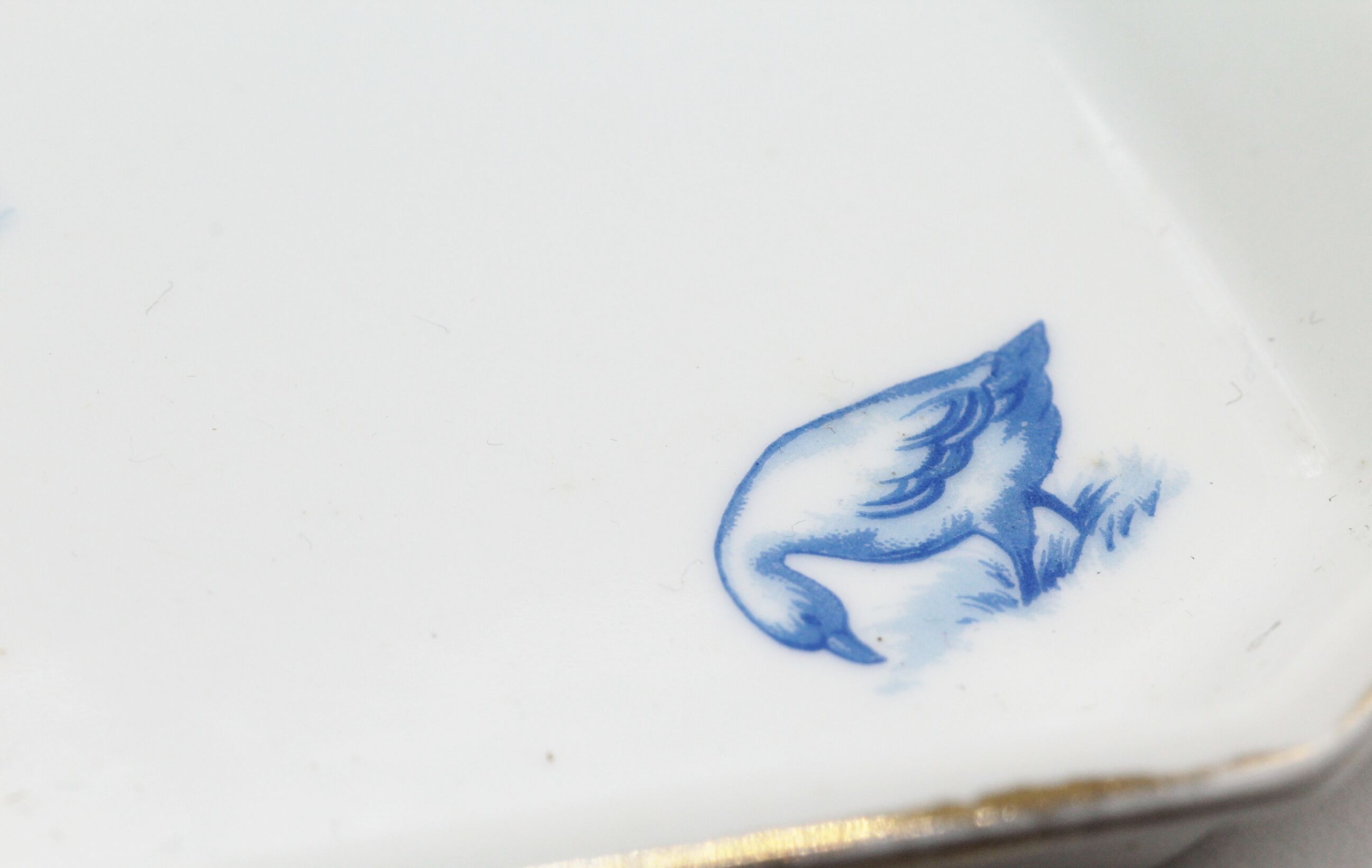 Vintage goose-keeping ceramic dish