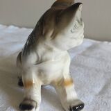 Figurine, Cat statuette, in old 20th century enameled ceramic. Animal figurine, vintage feline