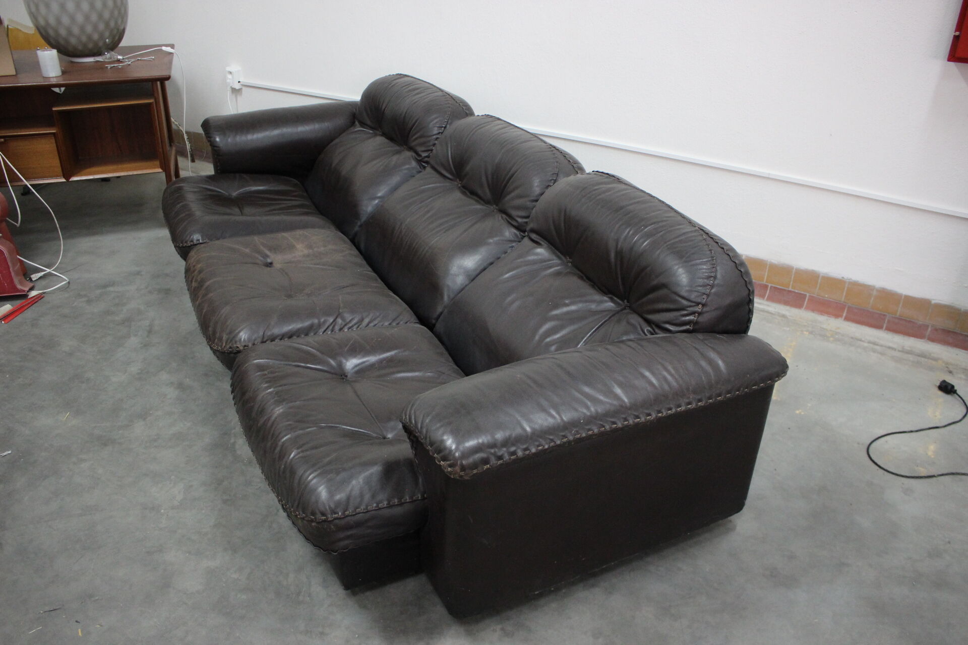 1970s  De Sede Adjustable Brown Leather 3-Seater Sofa  DS-110 James Bond