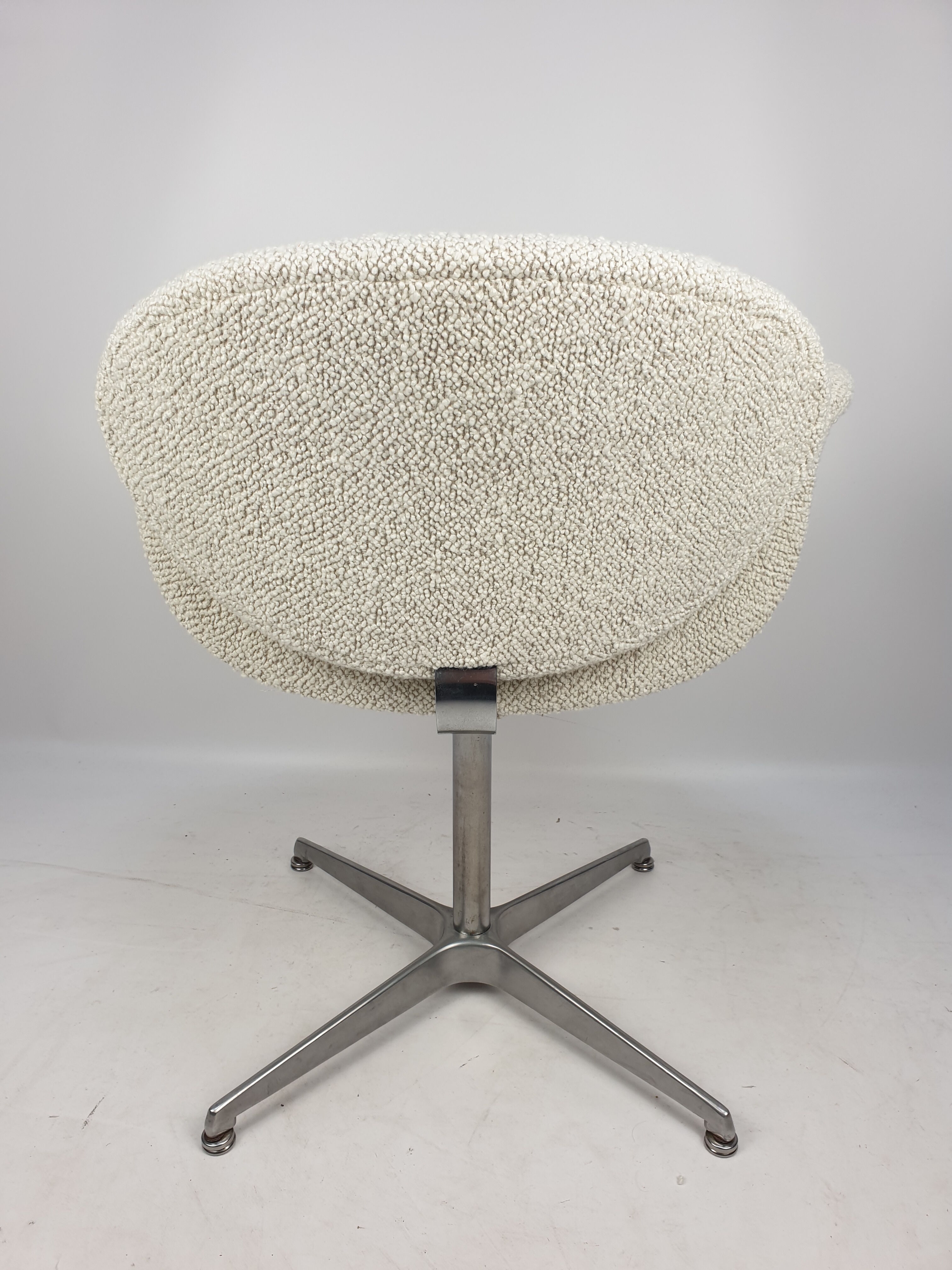 Little Tulip Armchair by Pierre Paulin for Artifort, 1970s