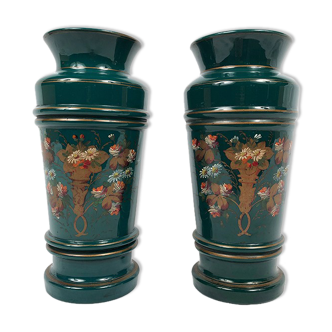 Paire de vases en verre opalin XIXe