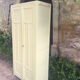 Armoire parisienne jaune en bois