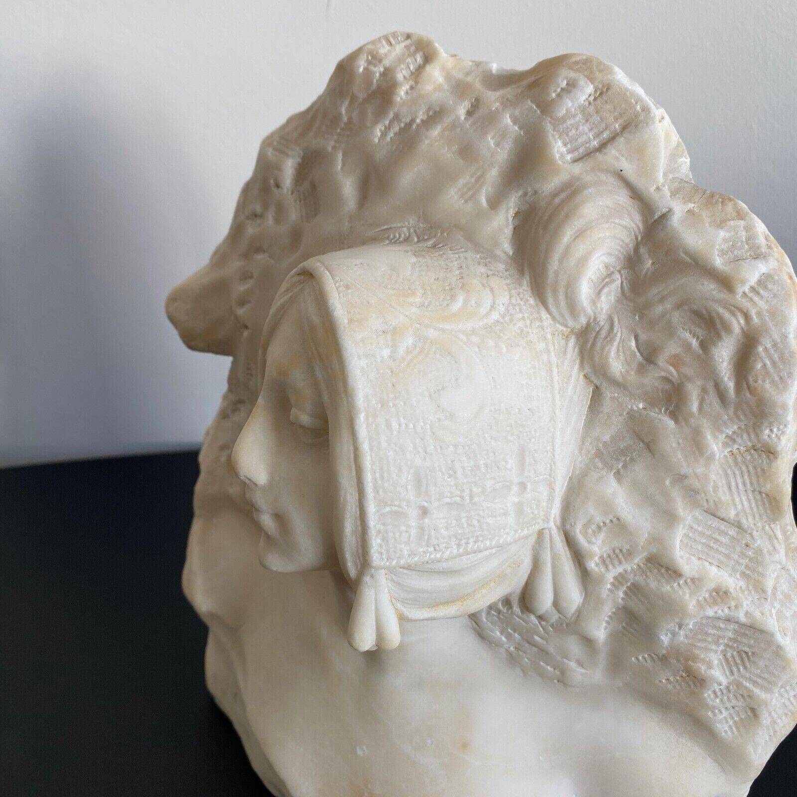 Marble sculpture representing La Vallière 20th century by J. Morrini