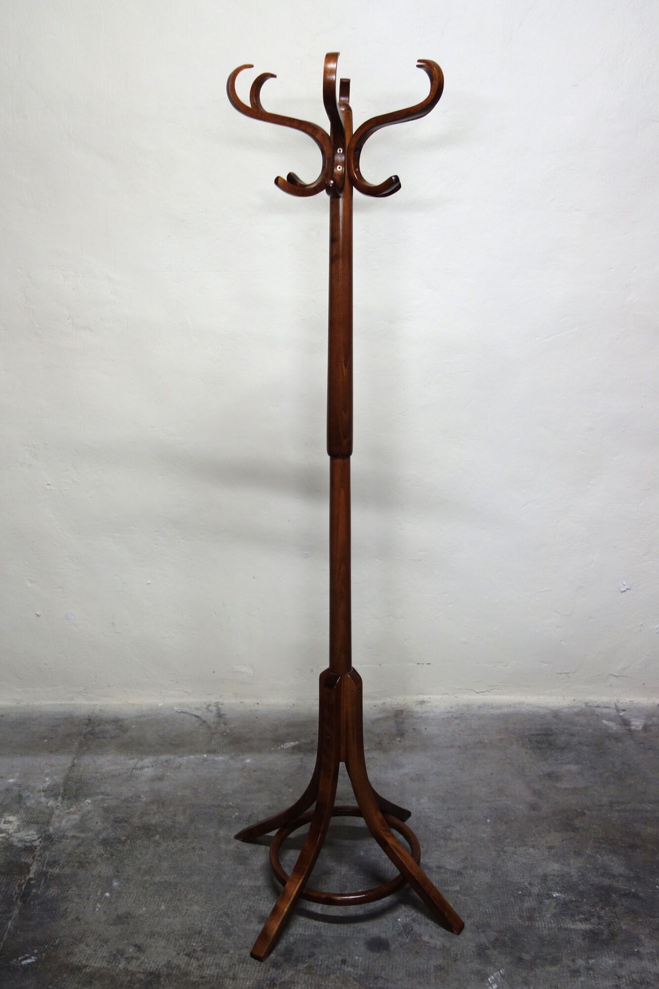 Vintage parrot coat rack
