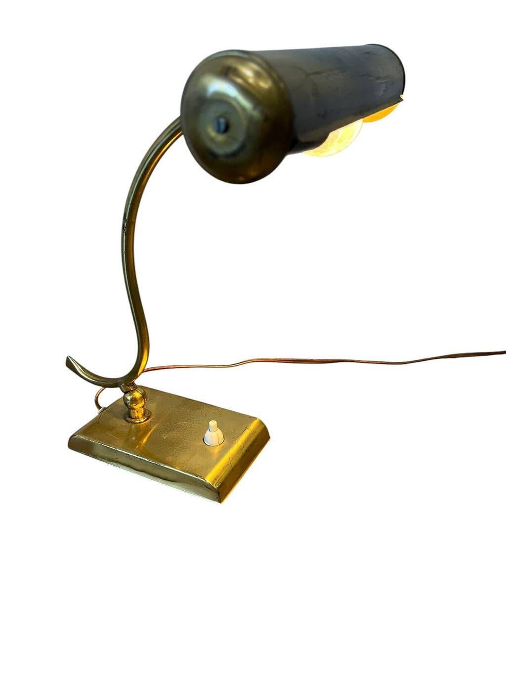 Vintage desk lamp in gilded brass / desk lamp / banker’s lamp
