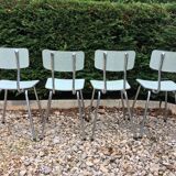 Formica table set with extensions + 4 Plastilux chairs