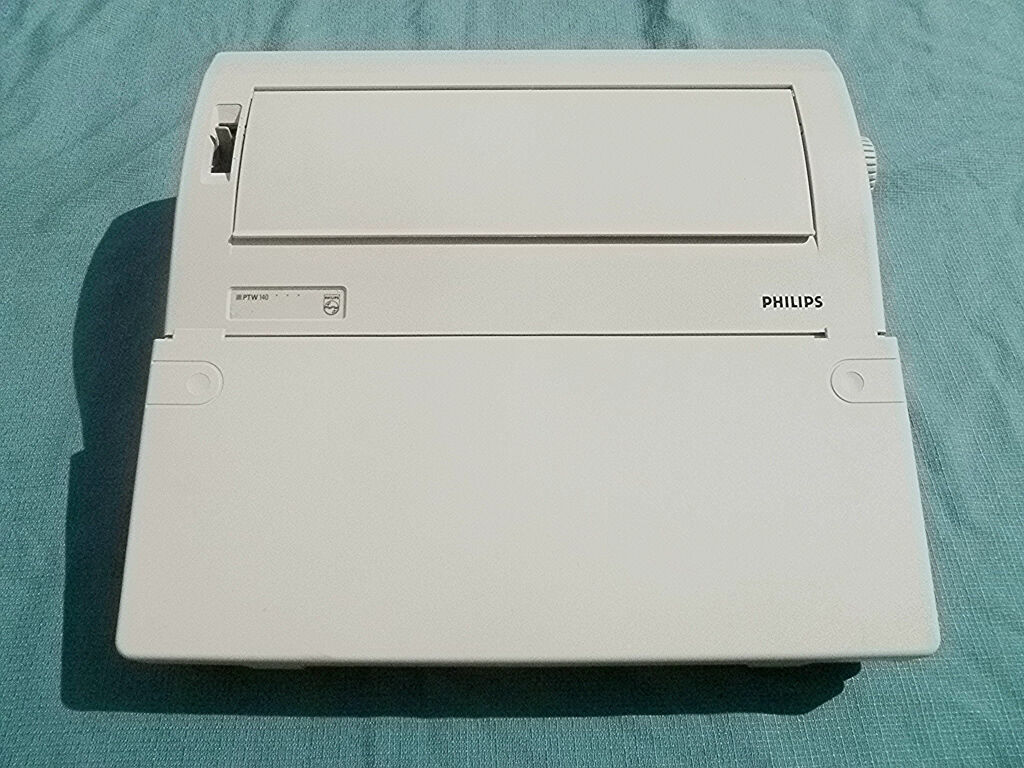 Philips electric typewriter