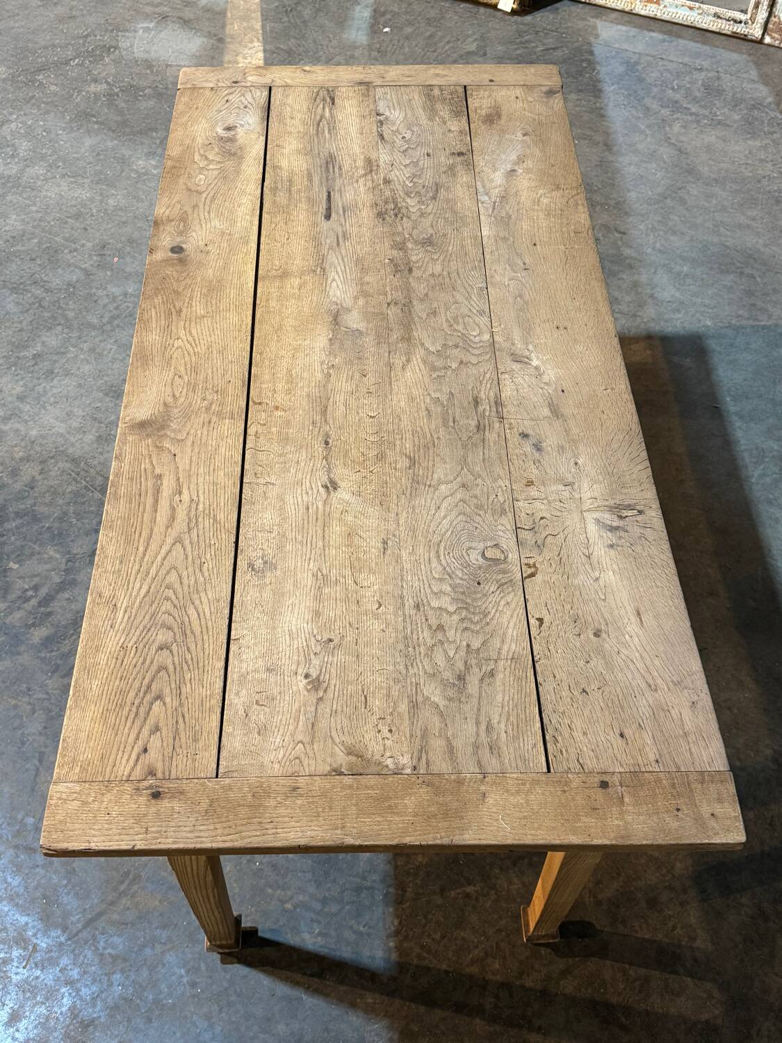 Kitchen table