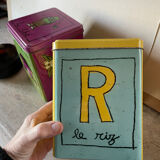 Rice and tea boxes