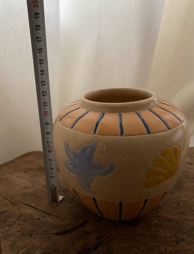Vase fish sea beach shell