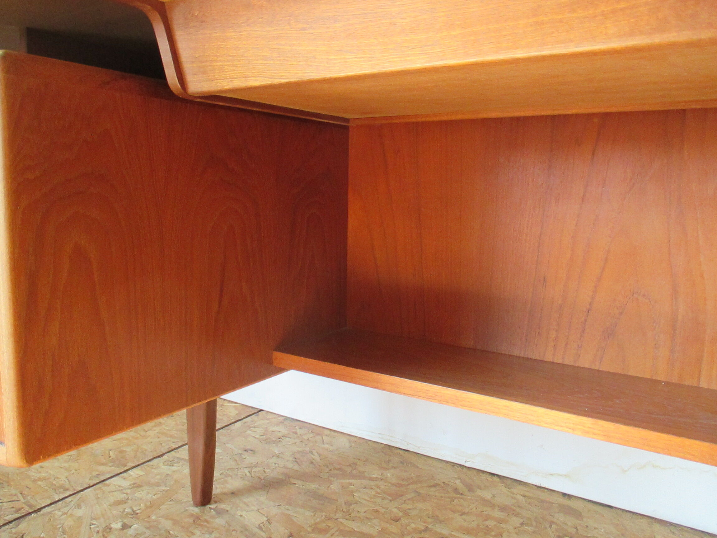 Scandinavian office G-Plan