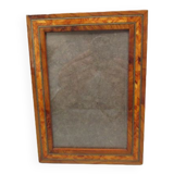 Inlaid frame to pose old