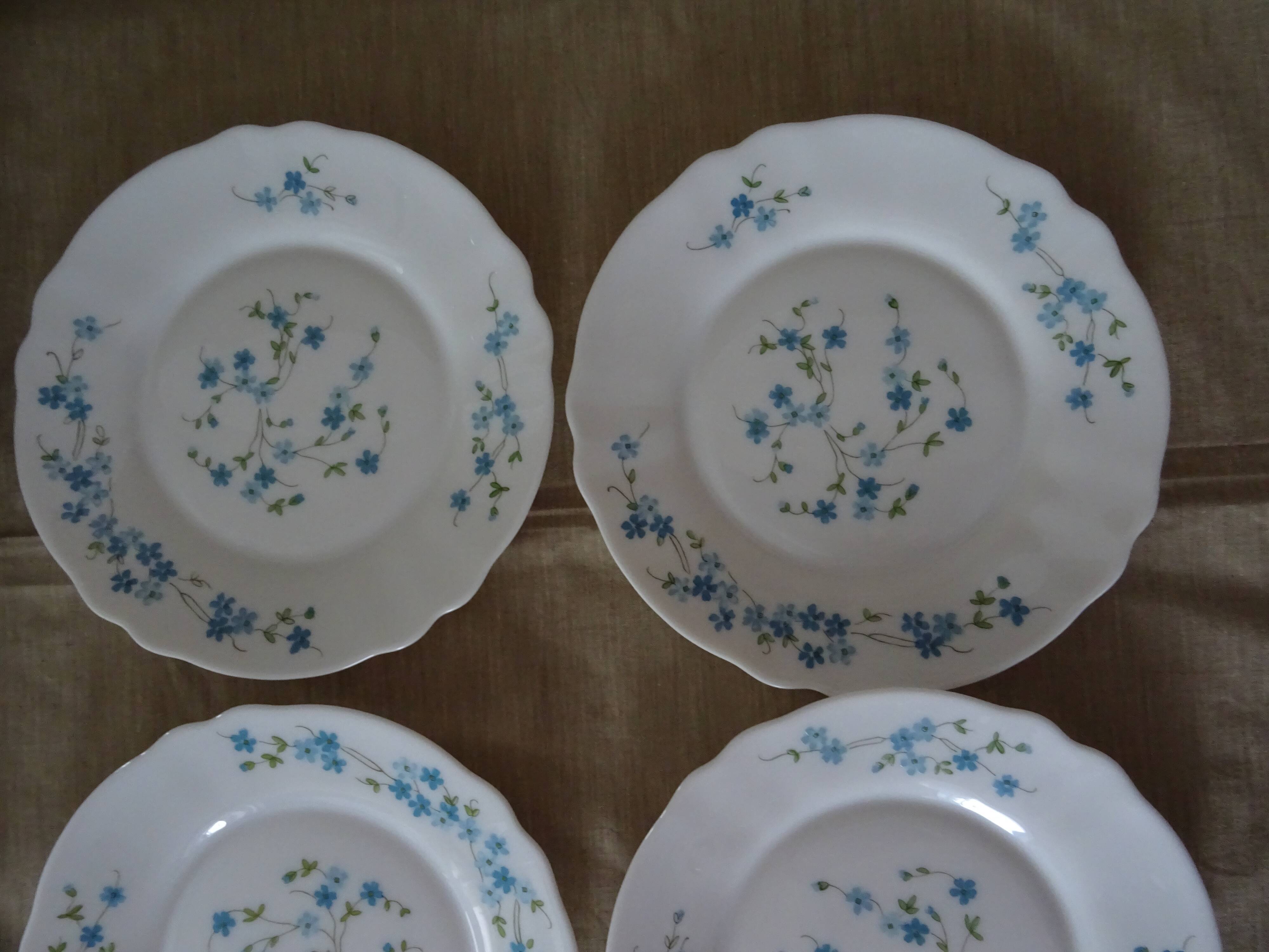 18 Plates Flat Desserts Hollow VERONICA BLUE FLOWERS Arcopal forget-me-not Lot EJ