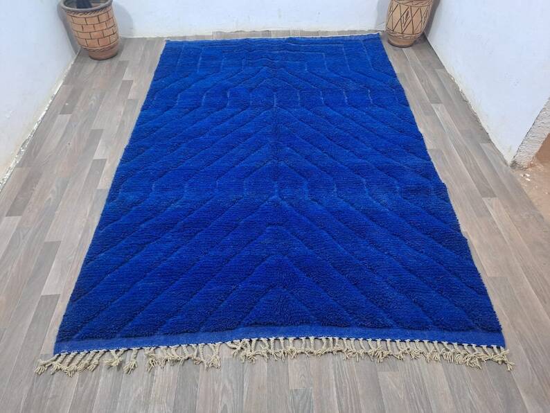 Handmade Berber rug in pure wool, size 200 x 300 cm