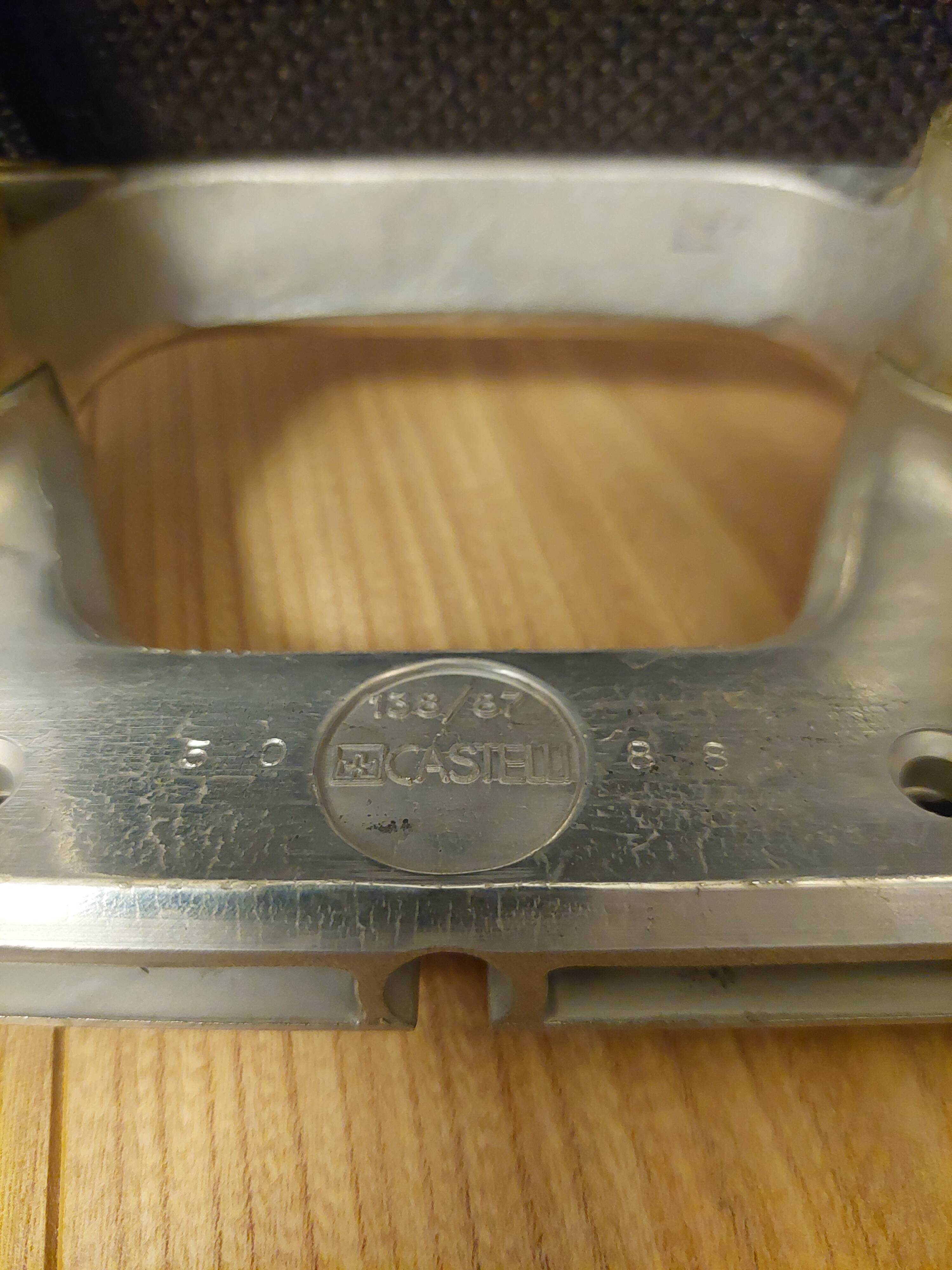 Paire de dsc castelli piretti vintage