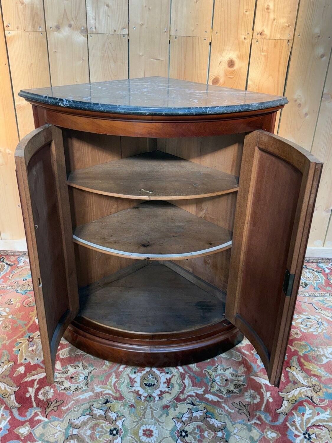 Corner cabinet from the Louis-Philippe period – Flamed mahogany and veined grey marble