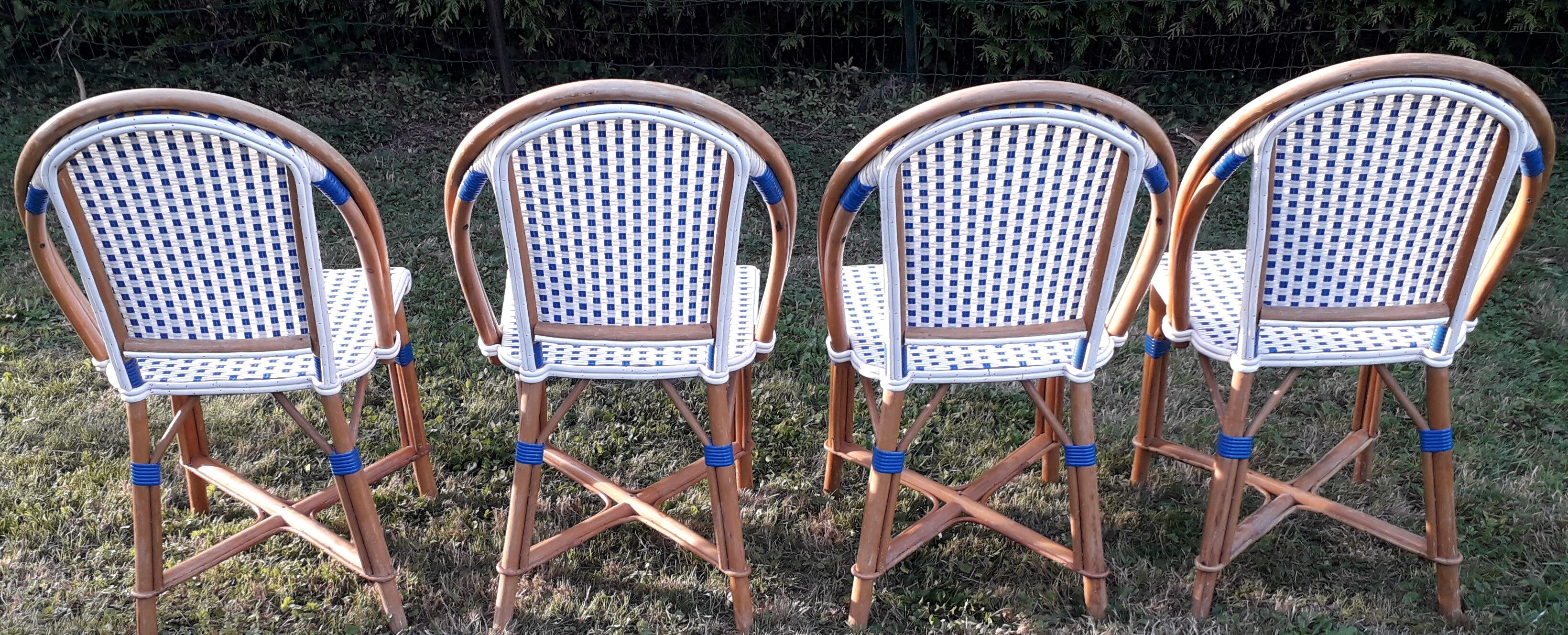 Set de 4 chaises bistrot terrasse parisienne en rotin blanche et bleu