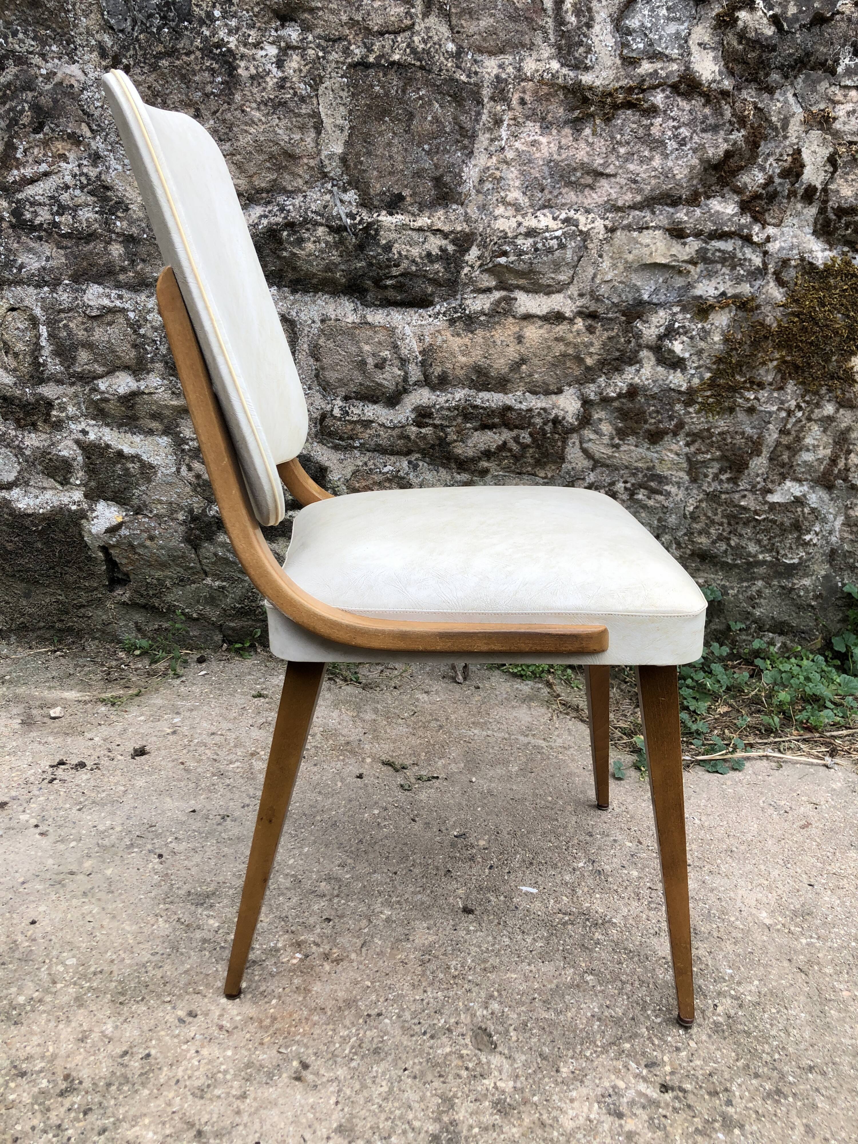 Set of 6 white chairs 1960