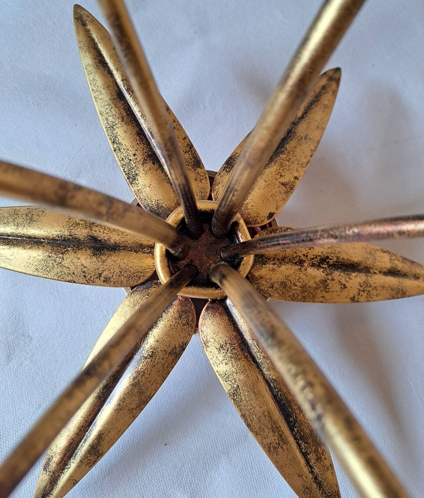 Plafonnier, applique feuille en métal doré