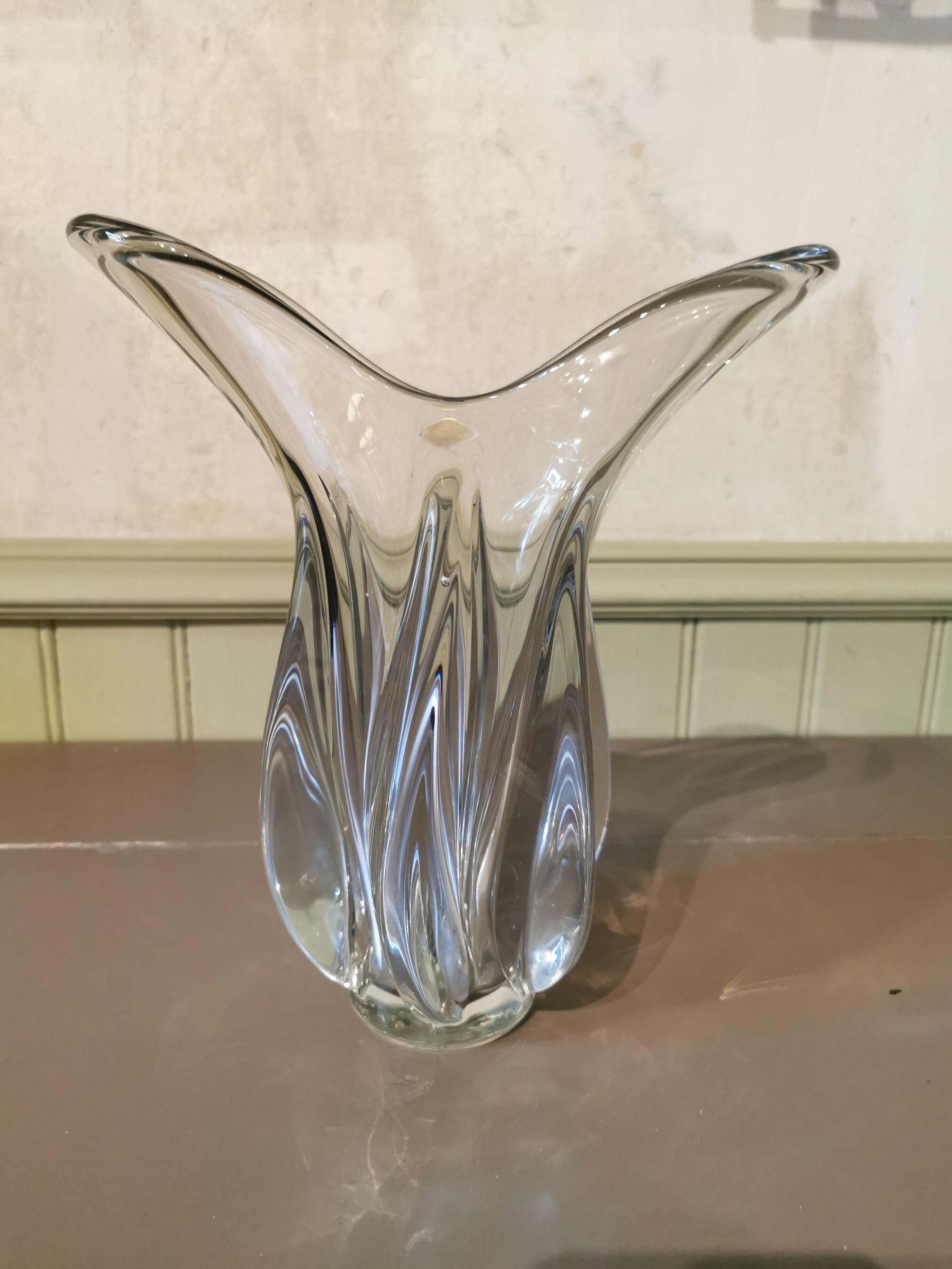 Vintage crystal vase Vannes le Chatel