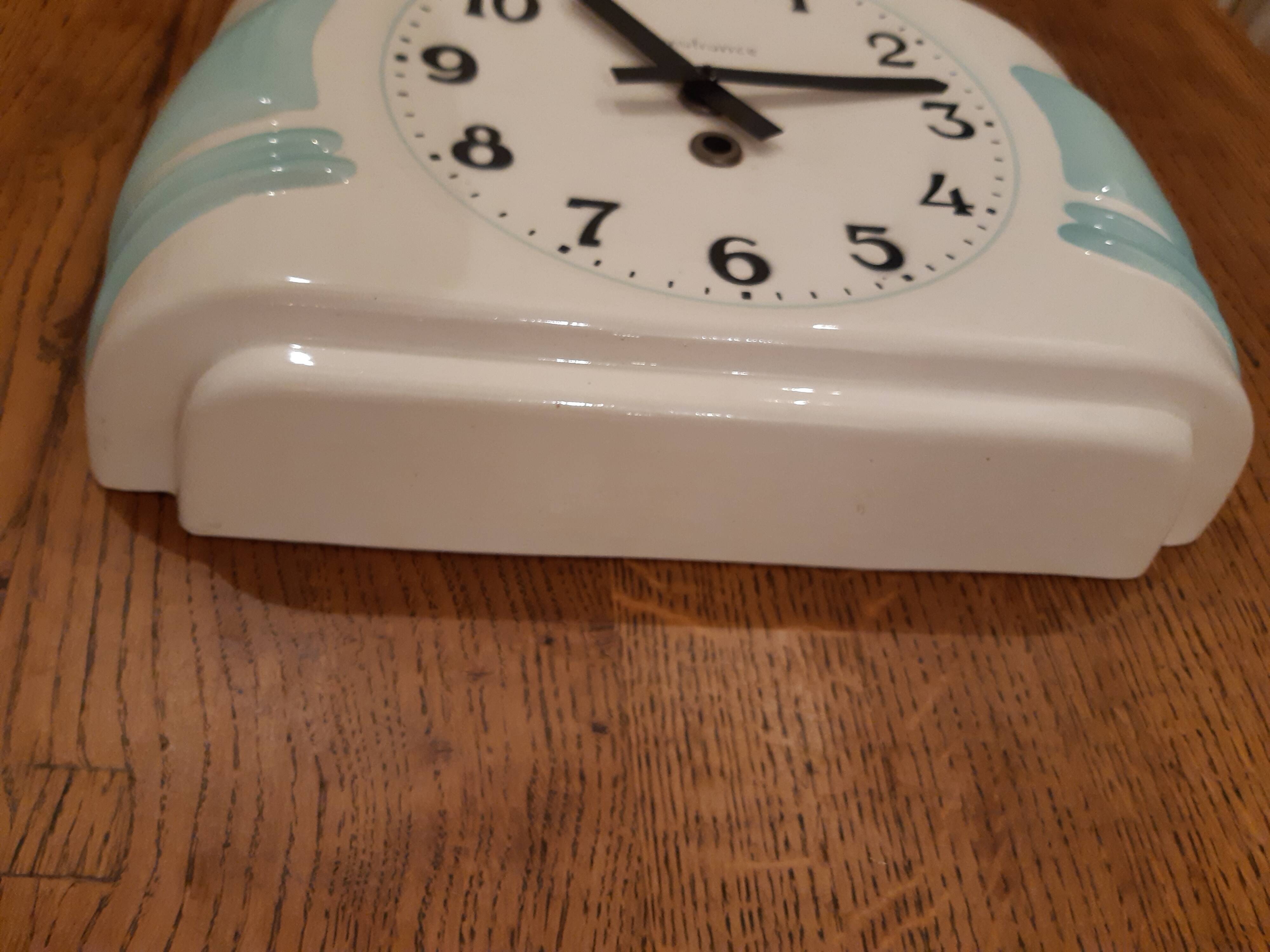 Ceramic manufrance clock