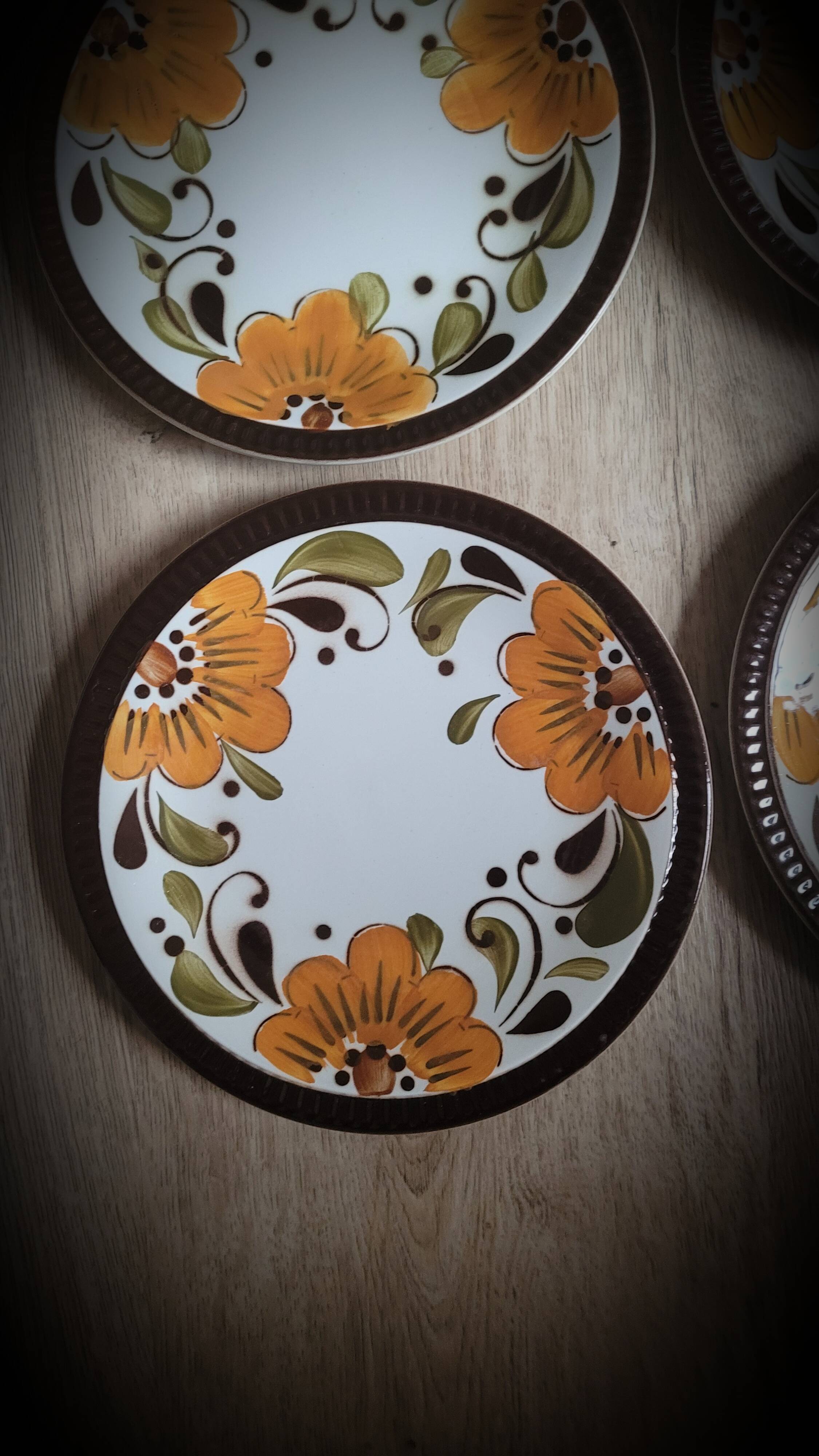 Set of 6 Boch Paradisio plates