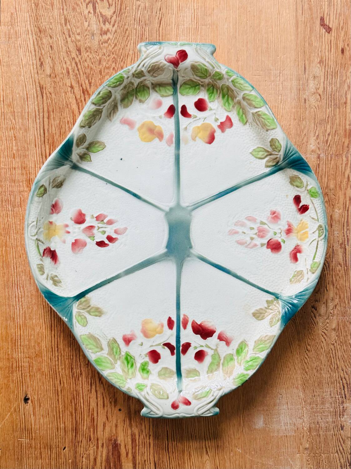 Ensemble de table en barbotine Saint Clément