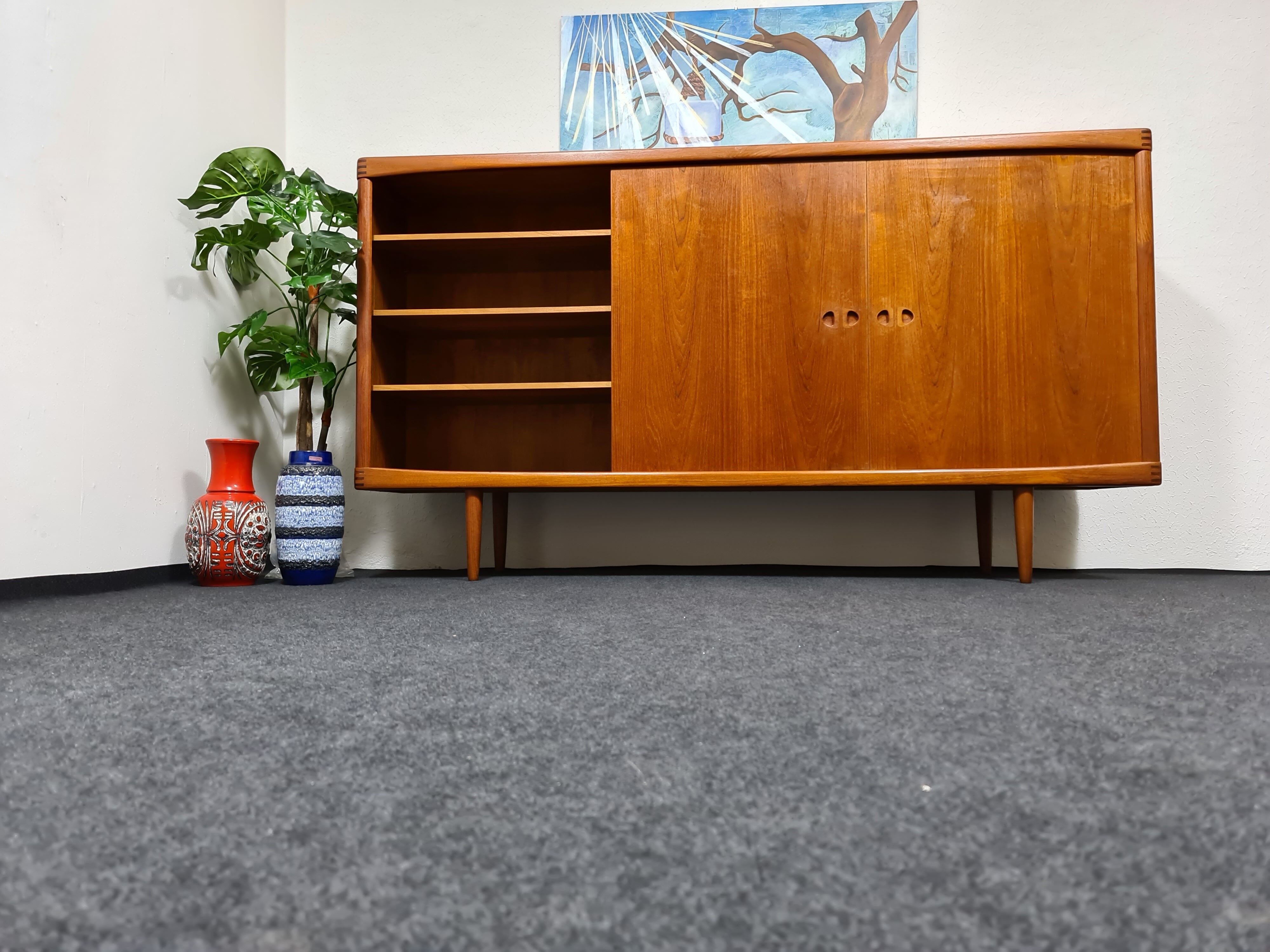 Buffet par H W Klein pour Bramin