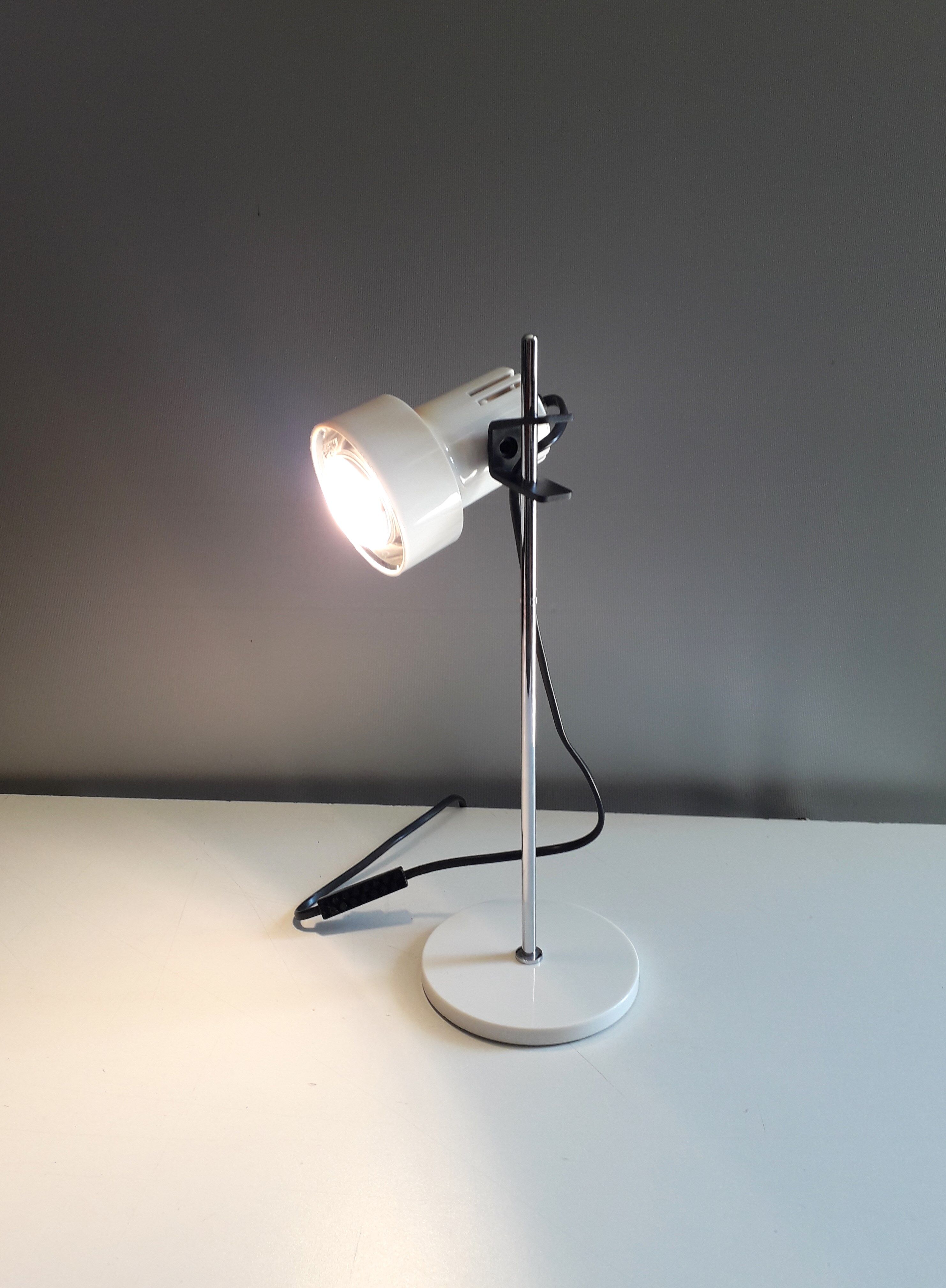 Vintage desk lamp - adjustable assembler - 1970