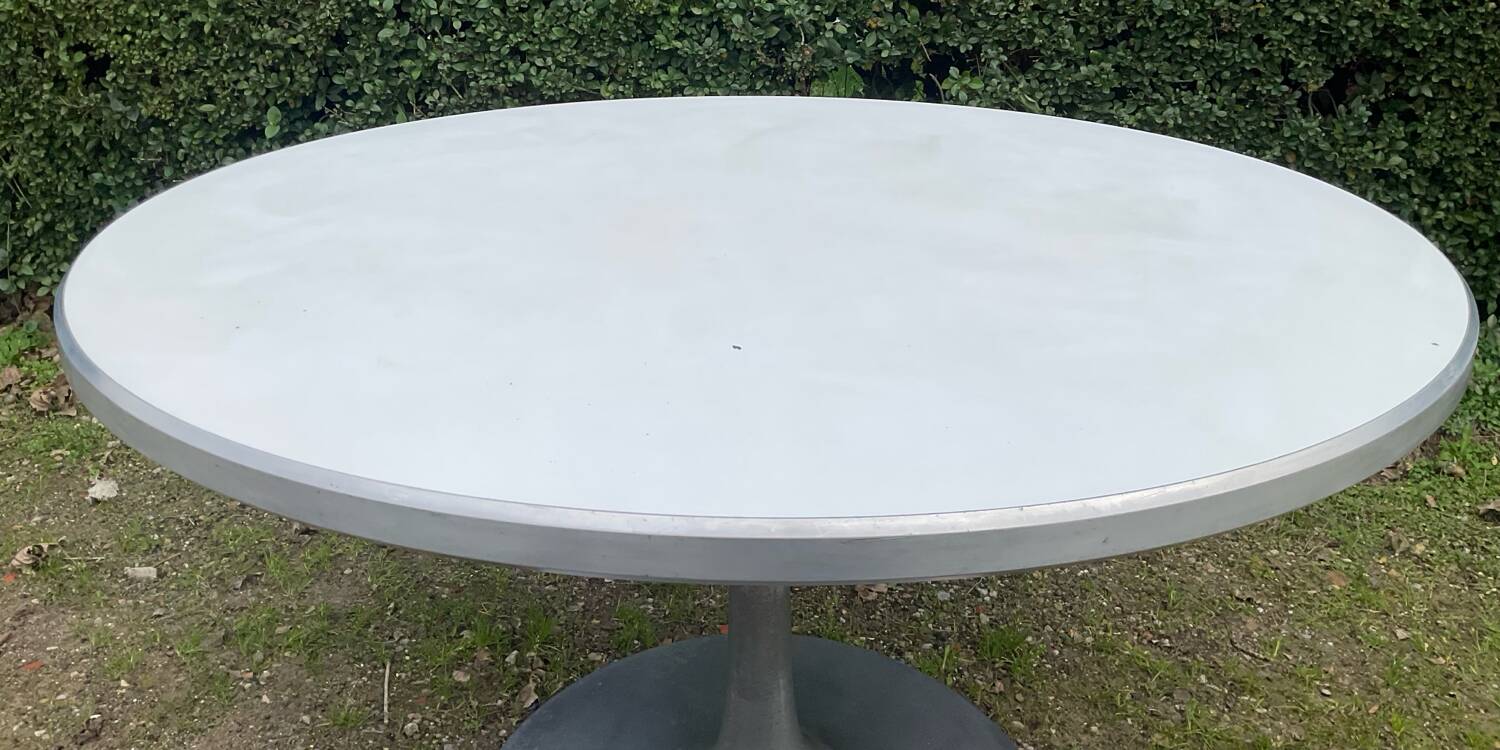 Poul Cadovius dining table for France & son from the 1960s.