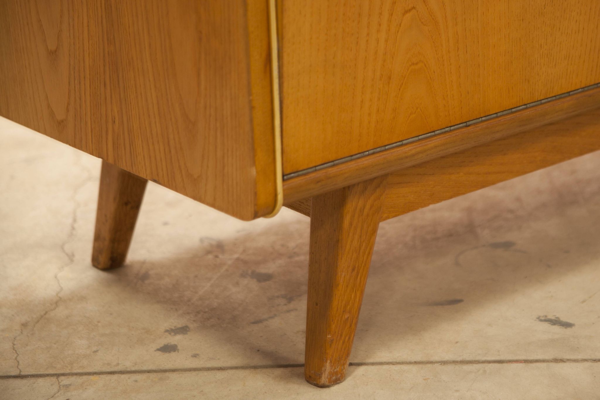 Buffet U 372 / 386 by Bohumil Landsman and Hubert Nepozitek For Jitona Sobeslav