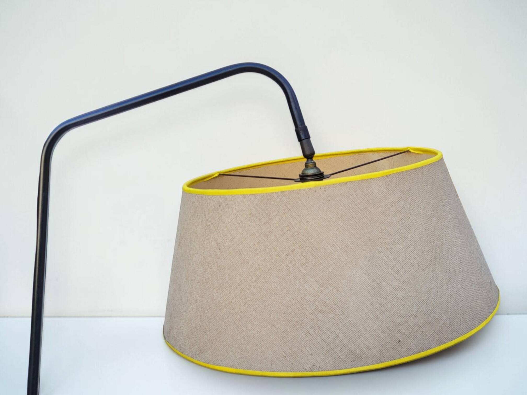 Lampadaire liseuse tablette 1950