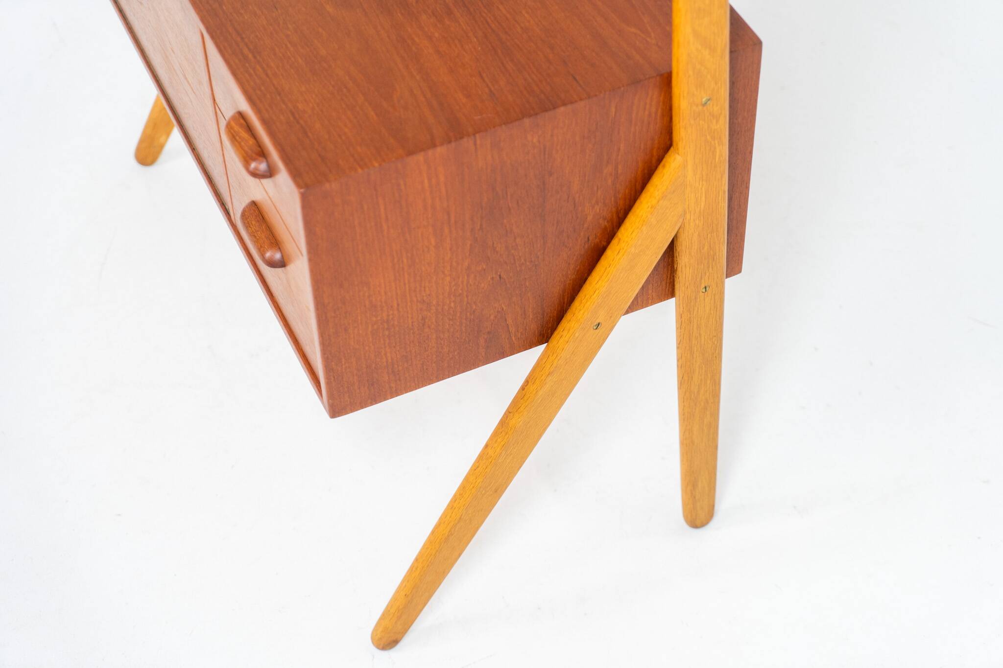 Dressing table by Ølholm Møbelfabrik