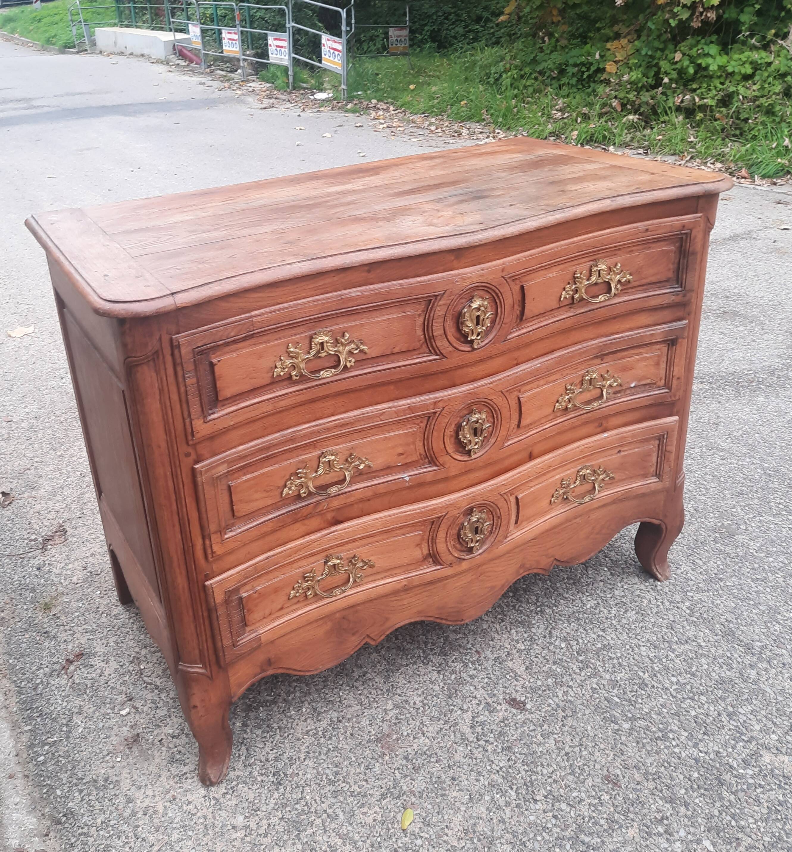 Louis XV period oak chest of drawers