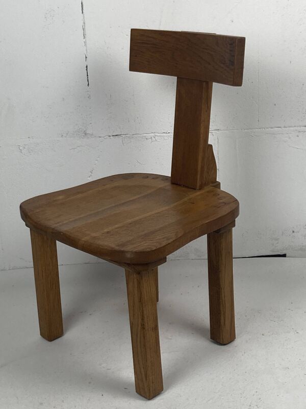 Chaise basse ou chaise d'enfant brutaliste en chêne, Pays-Bas 1970