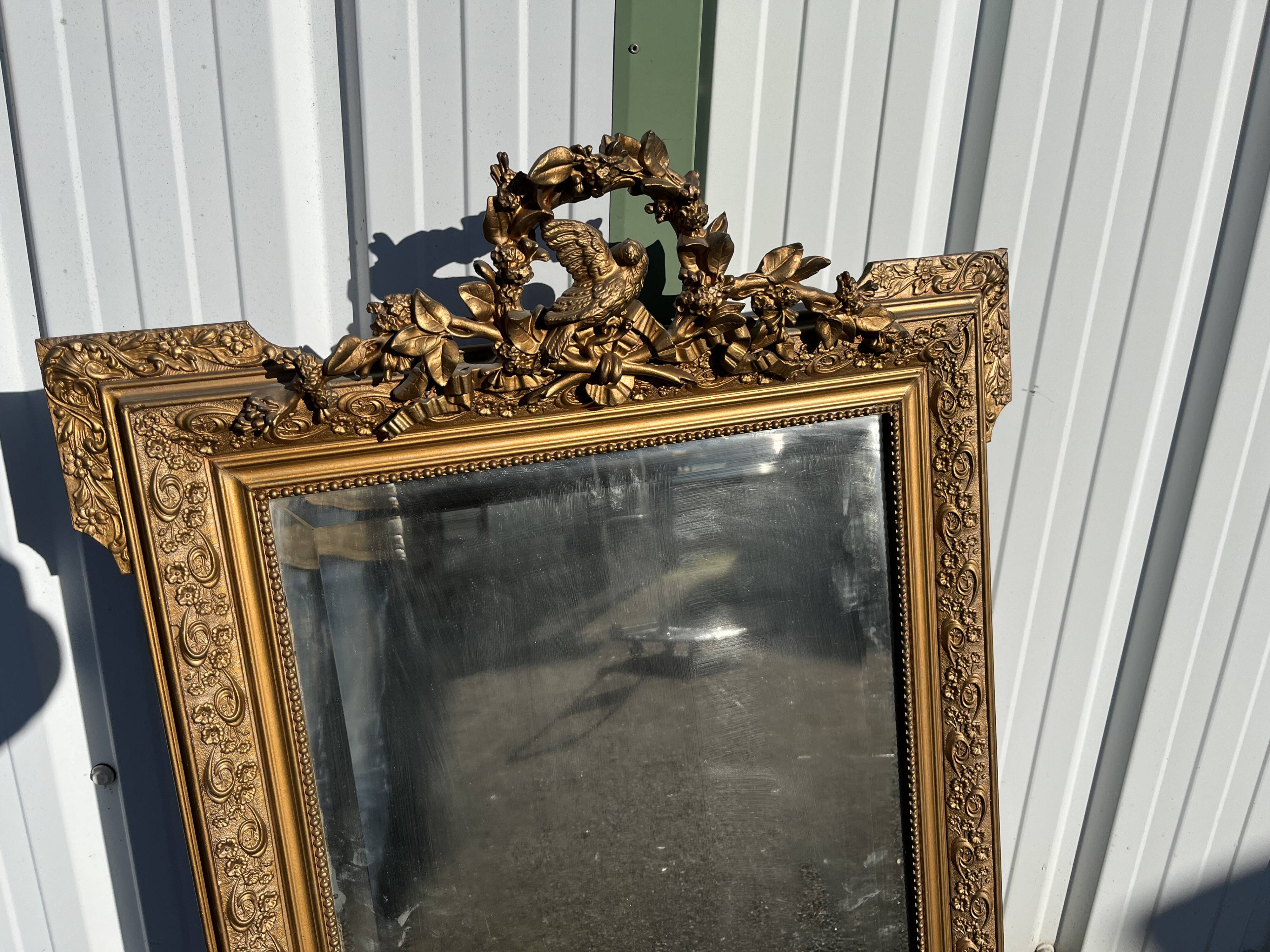 Grand Miroir Ancien Louis XVI – Bois Doré Sculpté à Décor