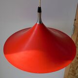 Tulip red metal hanging