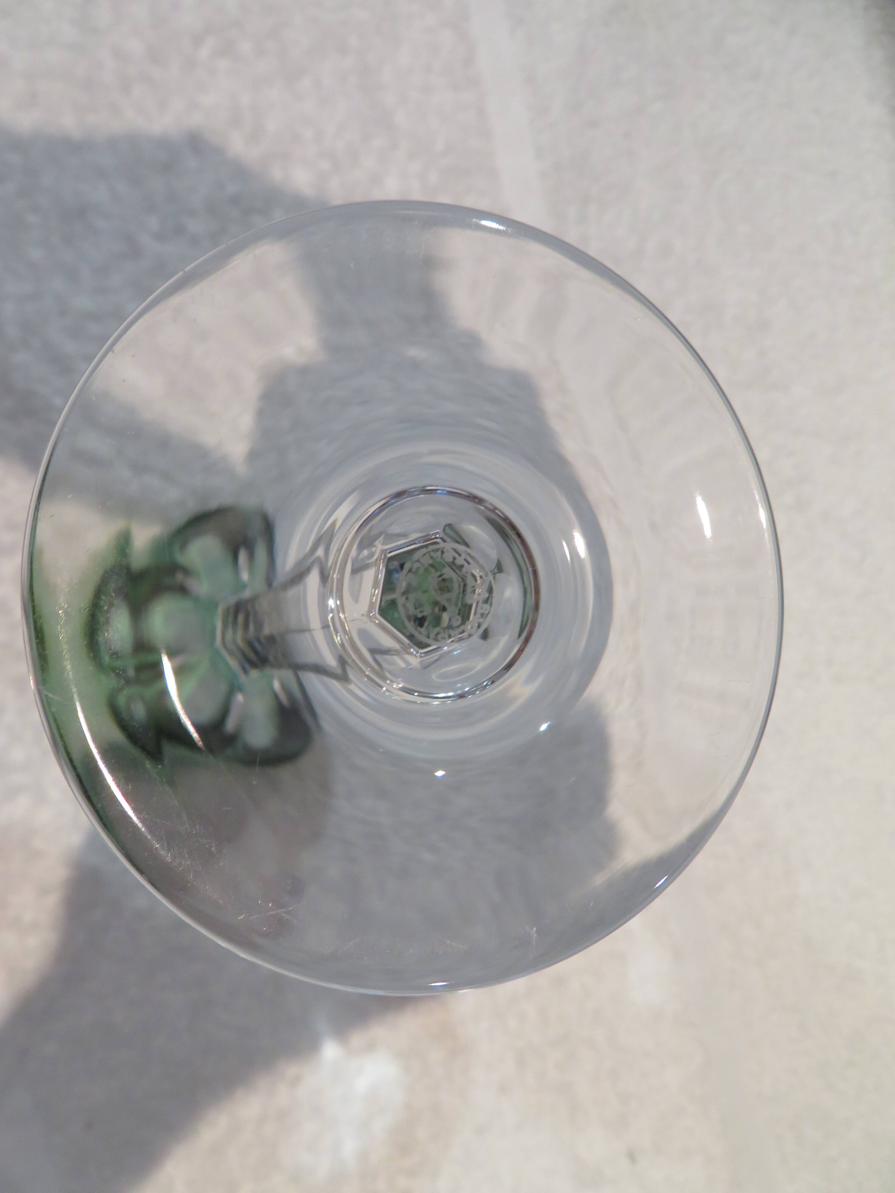 Baccarat crystal 12cl wine glass Genova model lined in fir green 19cm