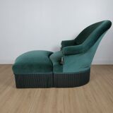 Toad armchair with footrest