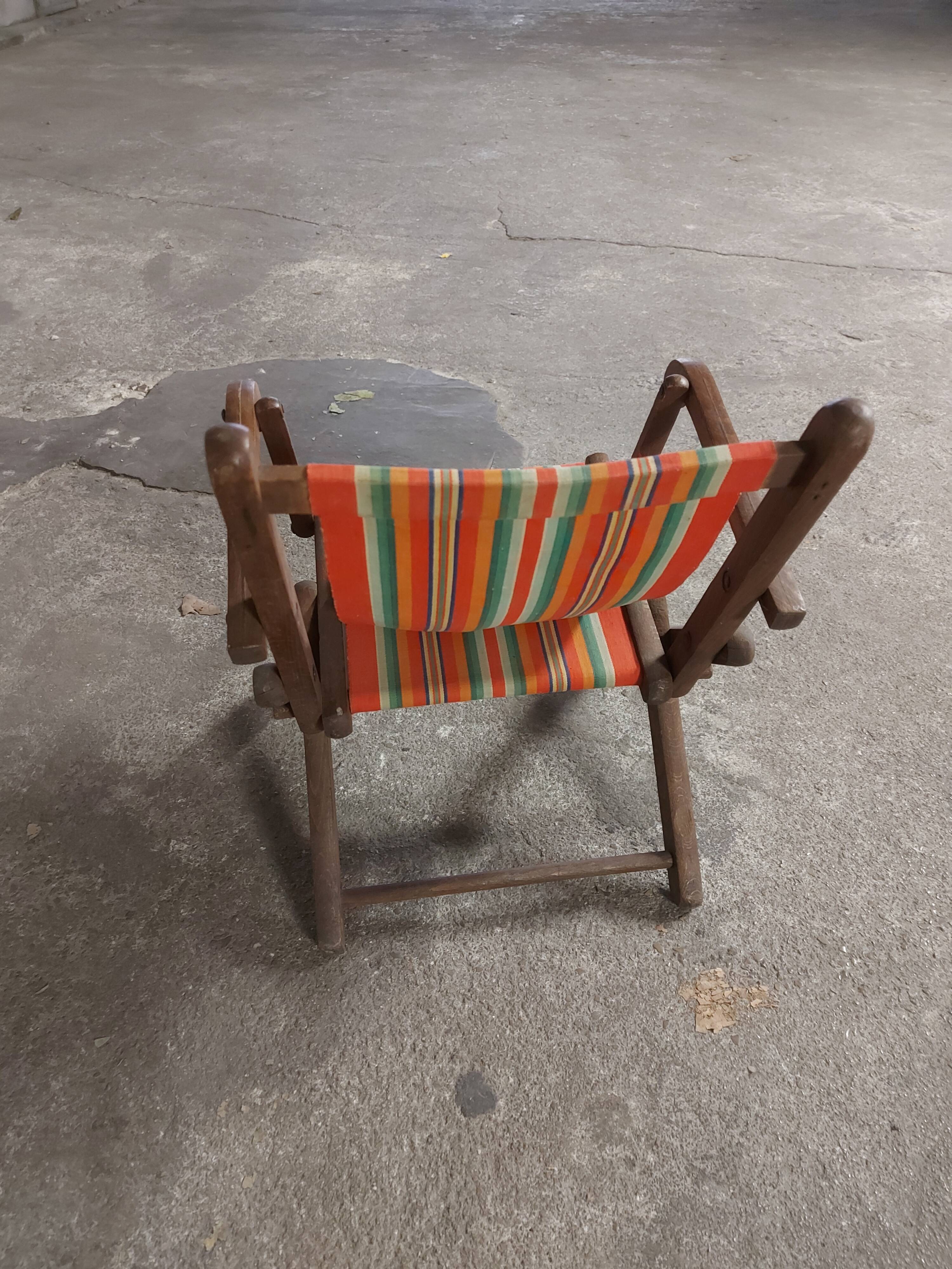 Vintage children's chaise longue