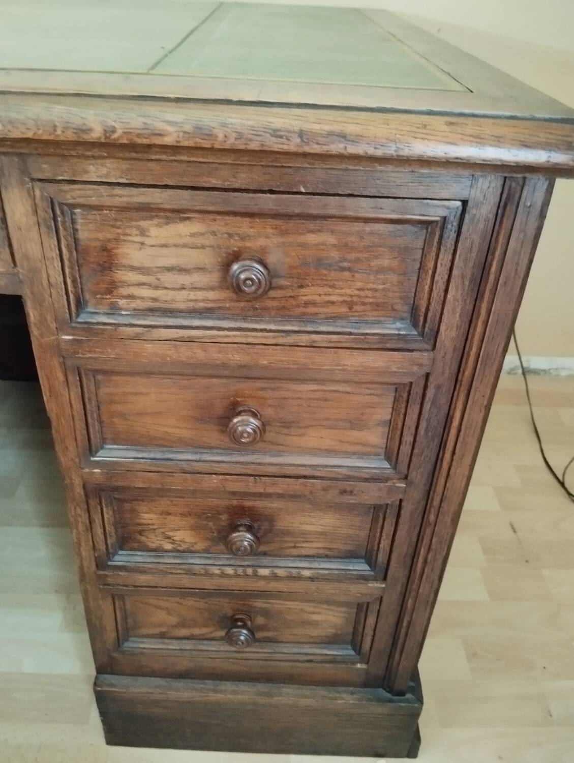 Notary pedestal desk, American desk