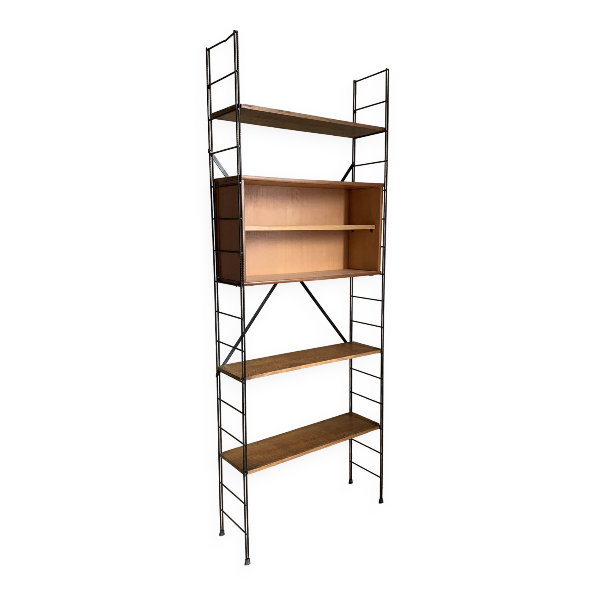 Vintage string style freestanding bookcase
