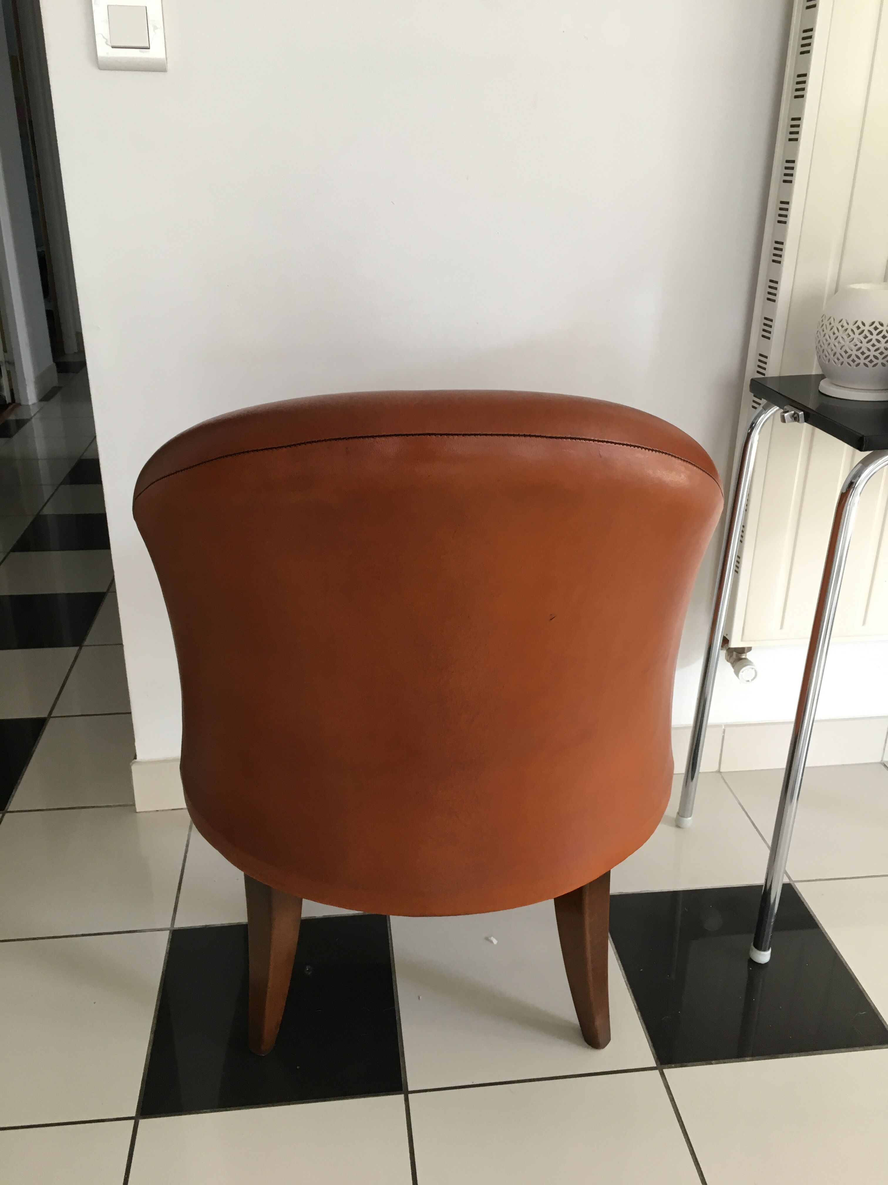 Leather club armchair