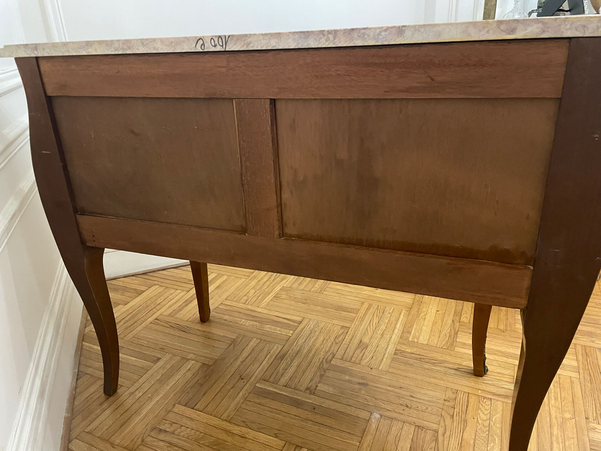 Louis XV Commode Style